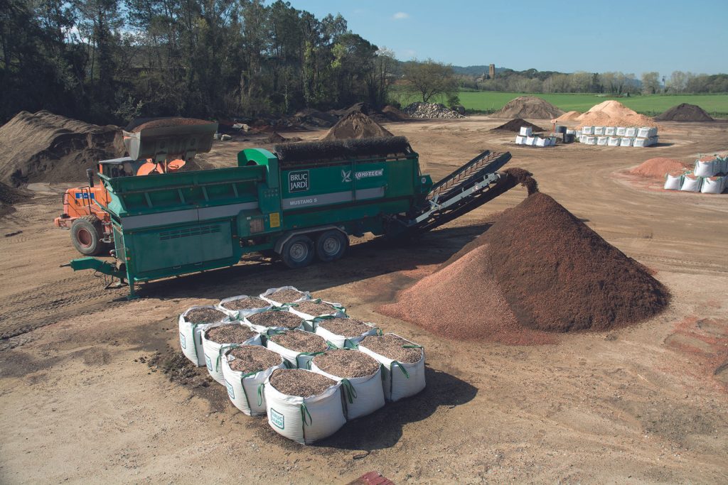 fabricación tierras inicios bruc jardi